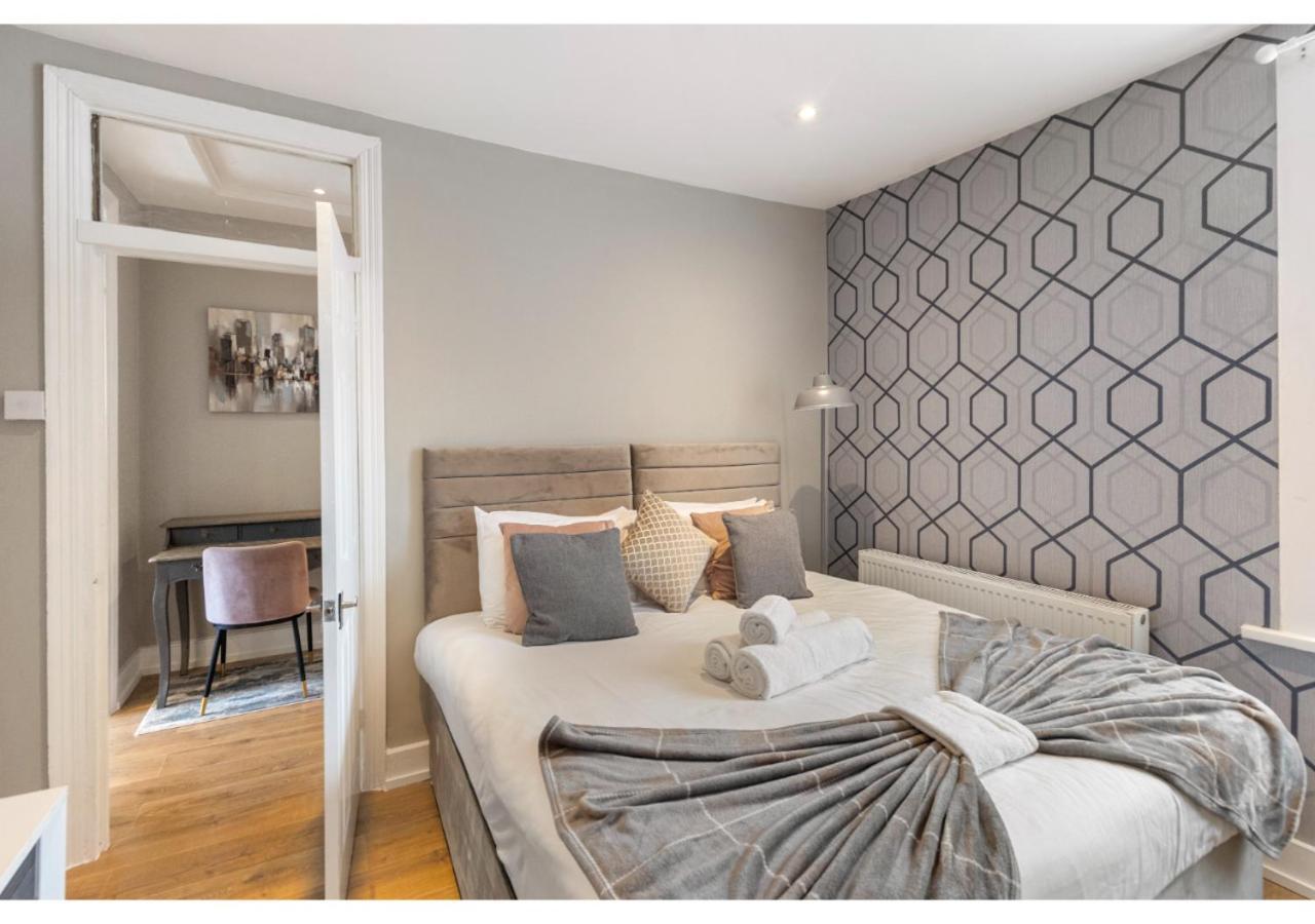 Chic & Radiant Retreat In Harringay Ladder Appartamento